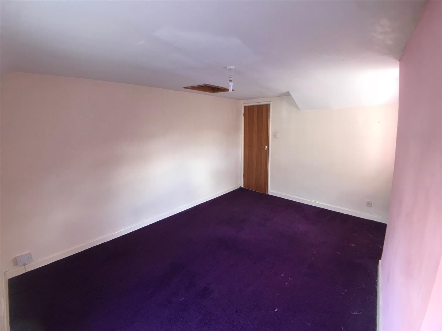 ANOTHER ROOM ASPECT